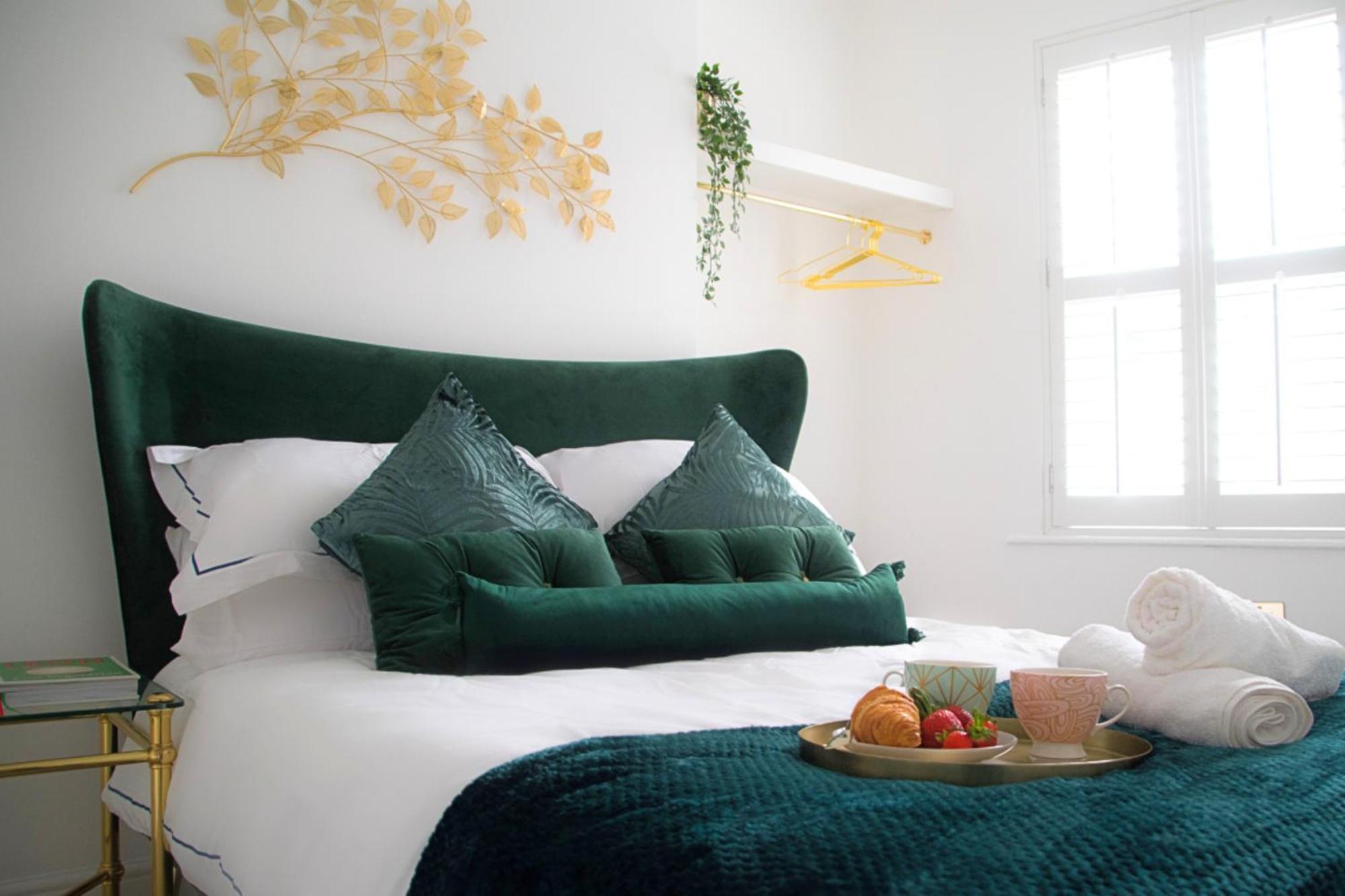 Modern Town Centre Flat - Free Shared Parking, King Size Bed, 5 Minutes Walk To Beach Bournemouth Esterno foto